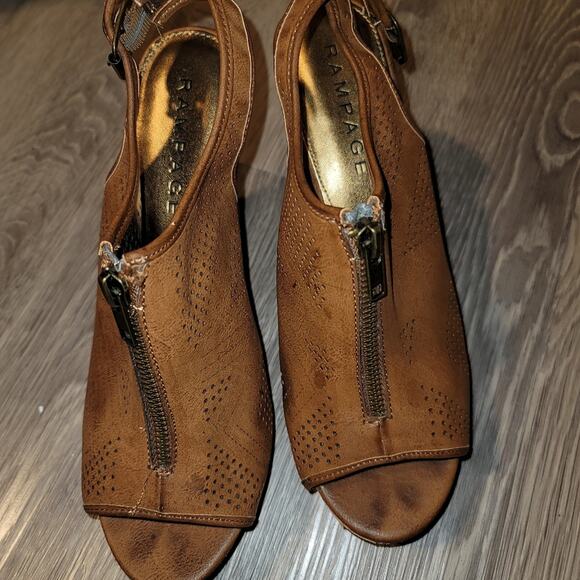 Rampage Brown Wedge Heels wit Zipper Size 10 - Picture 2 of 7